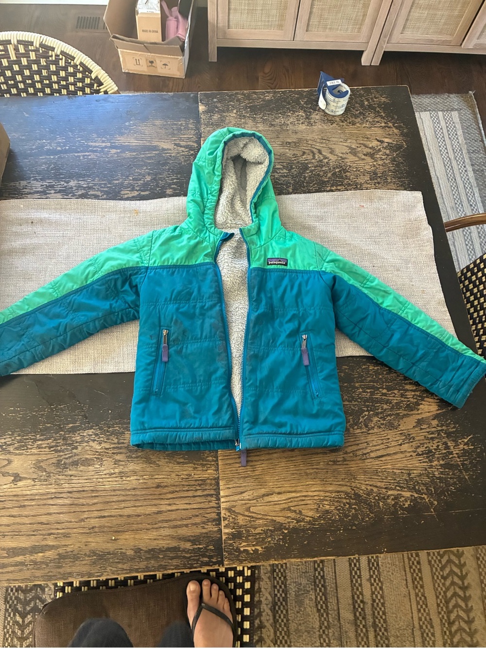 Patagonia Teal & Mint Hooded Puffer Jacket- well loved.